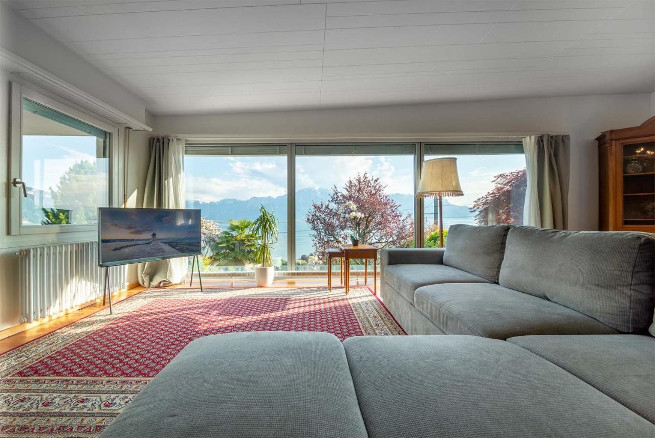 Rooms In Splendid Apartment With Parking-Stunning Lake View มงเทรอซ์ ภายนอก รูปภาพ